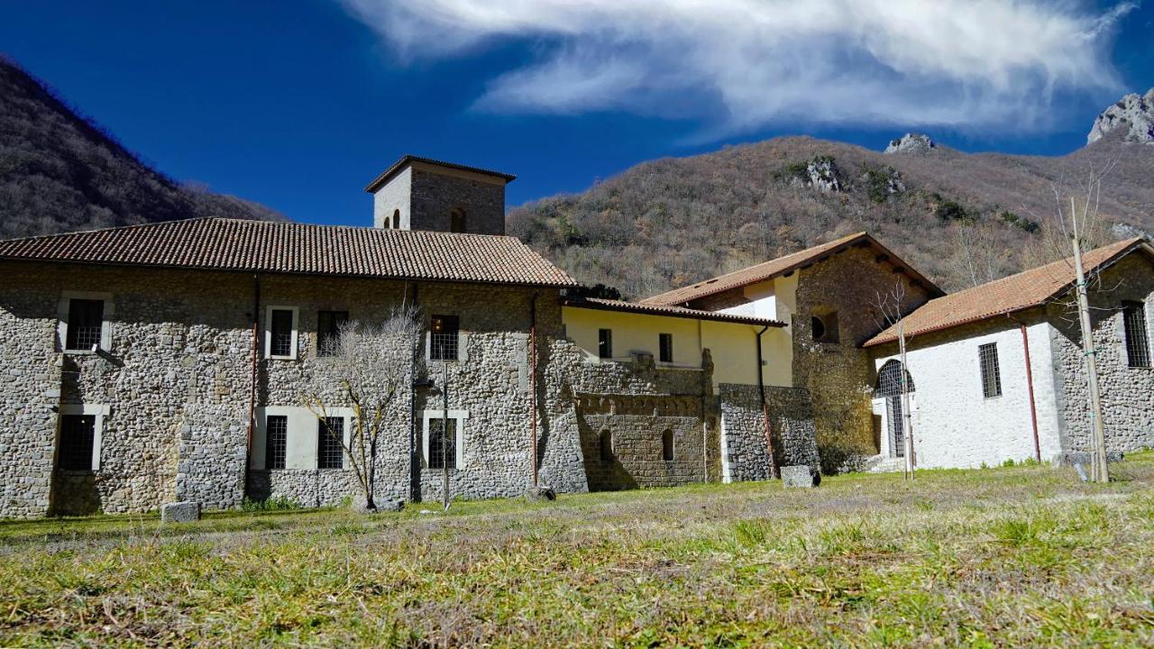 Abbazia Ss. Quirico E Giulitta Hotell Micigliano Eksteriør bilde