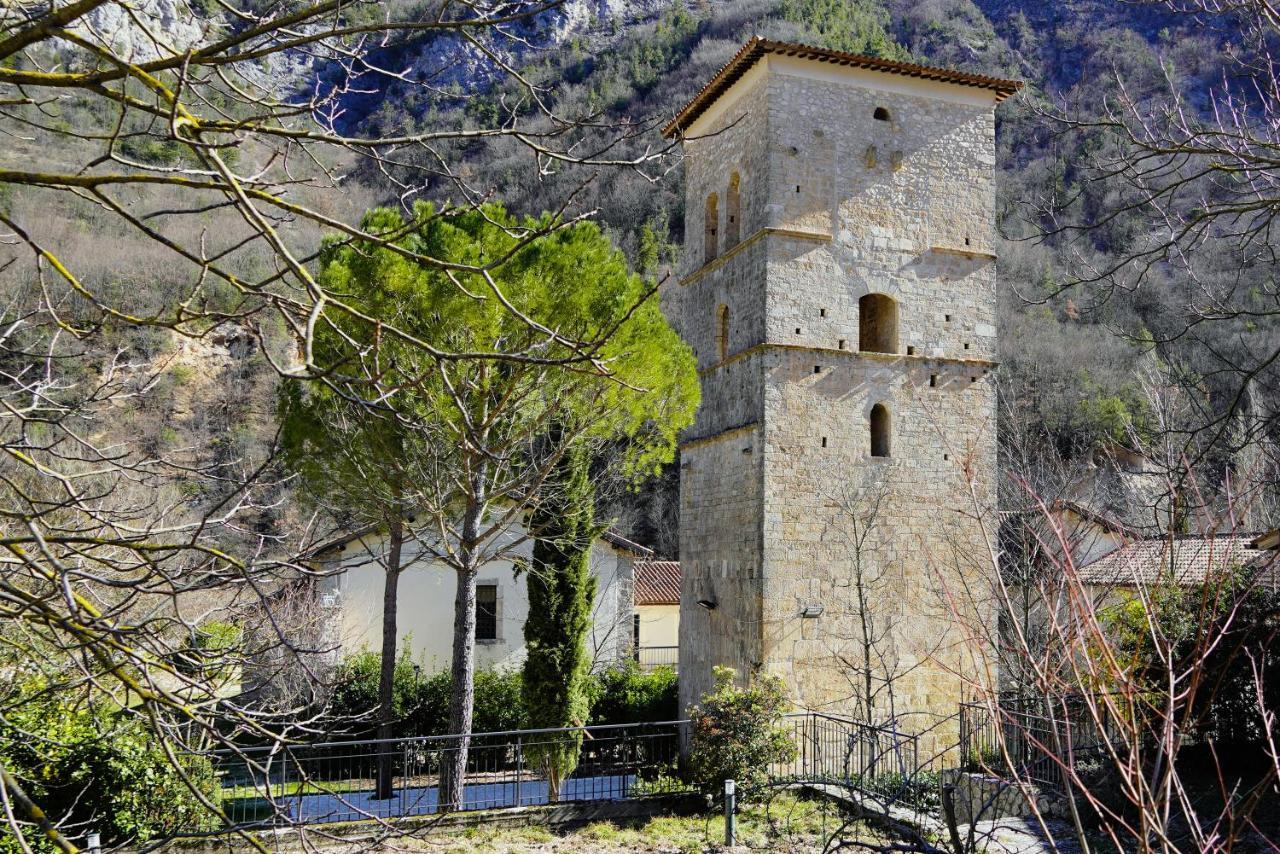 Abbazia Ss. Quirico E Giulitta Hotell Micigliano Eksteriør bilde