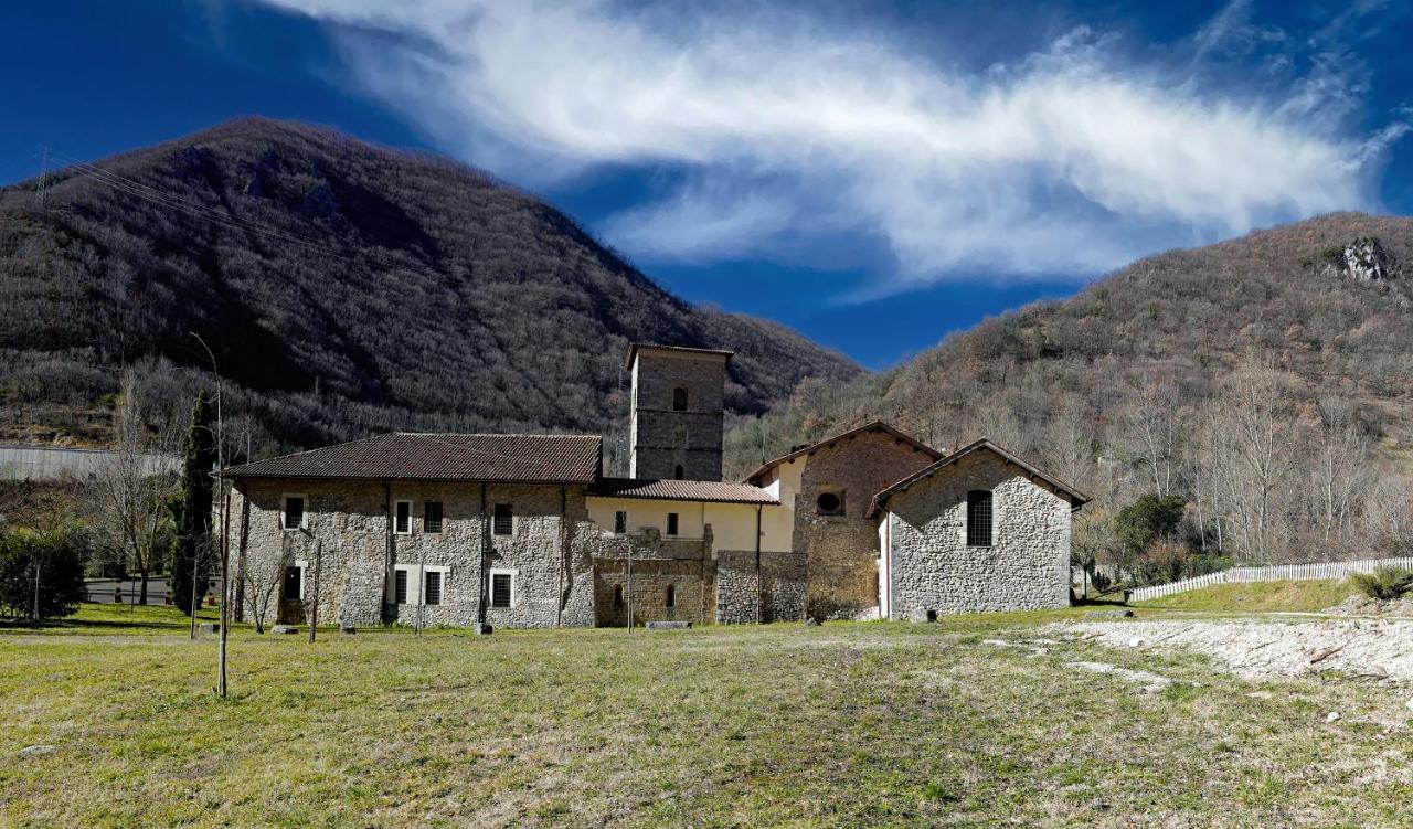 Abbazia Ss. Quirico E Giulitta Hotell Micigliano Eksteriør bilde